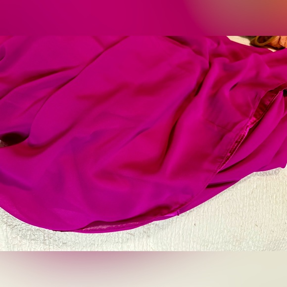 Perfect Pink & That Little Bit Of Bling Gown from Laundry by Shelli Segal PROM - Picture 10 of 16